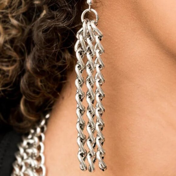 Smoky Rhinestone & Chain Necklace Set - Picture 4 of 4